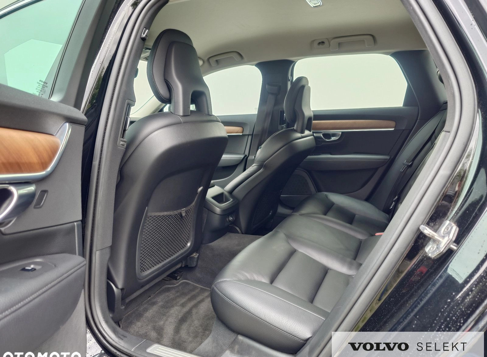Volvo V90 cena 109900 przebieg: 116000, rok produkcji 2017 z Bobowa małe 631
